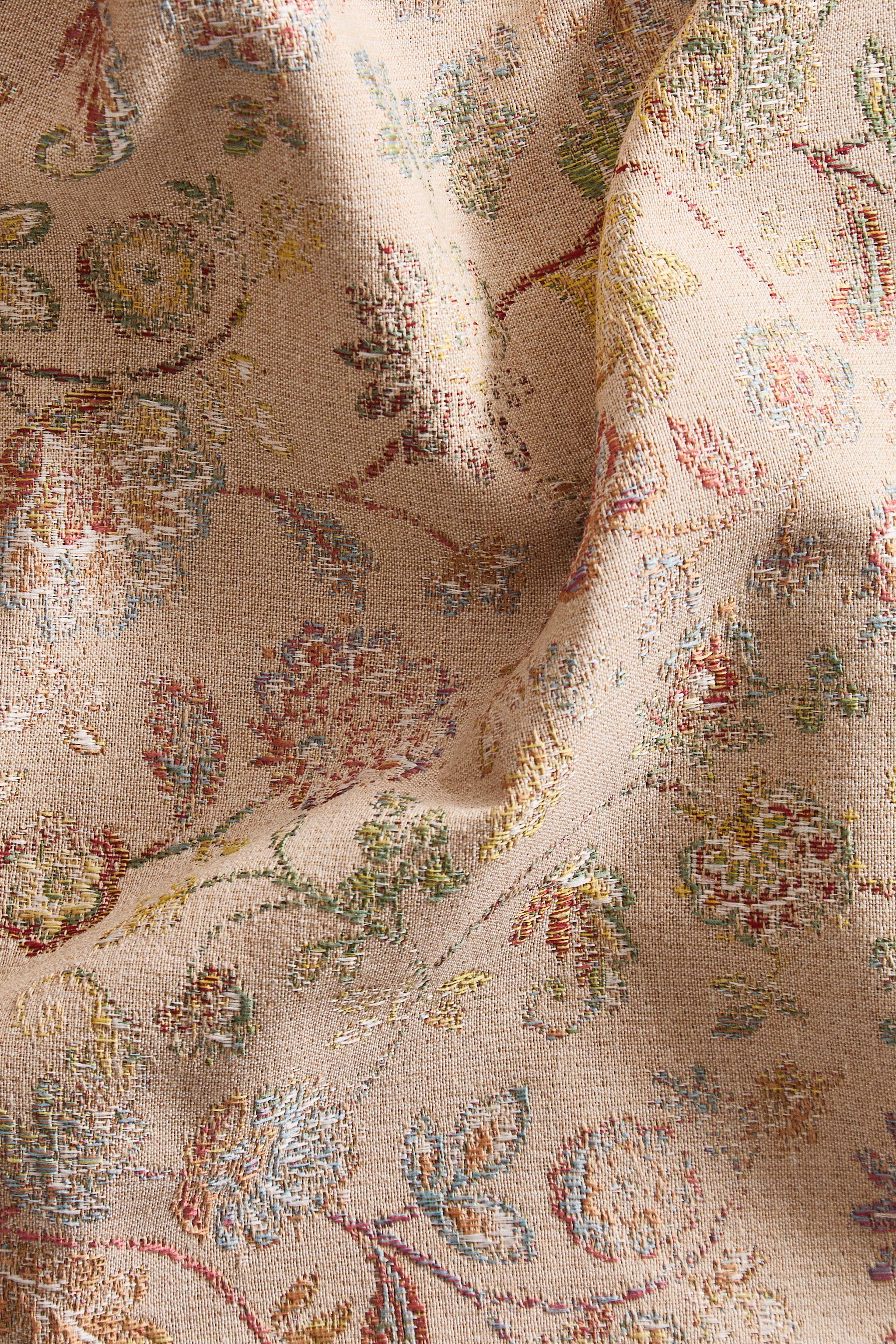 FLORAL JACQUARD TABLECLOTH